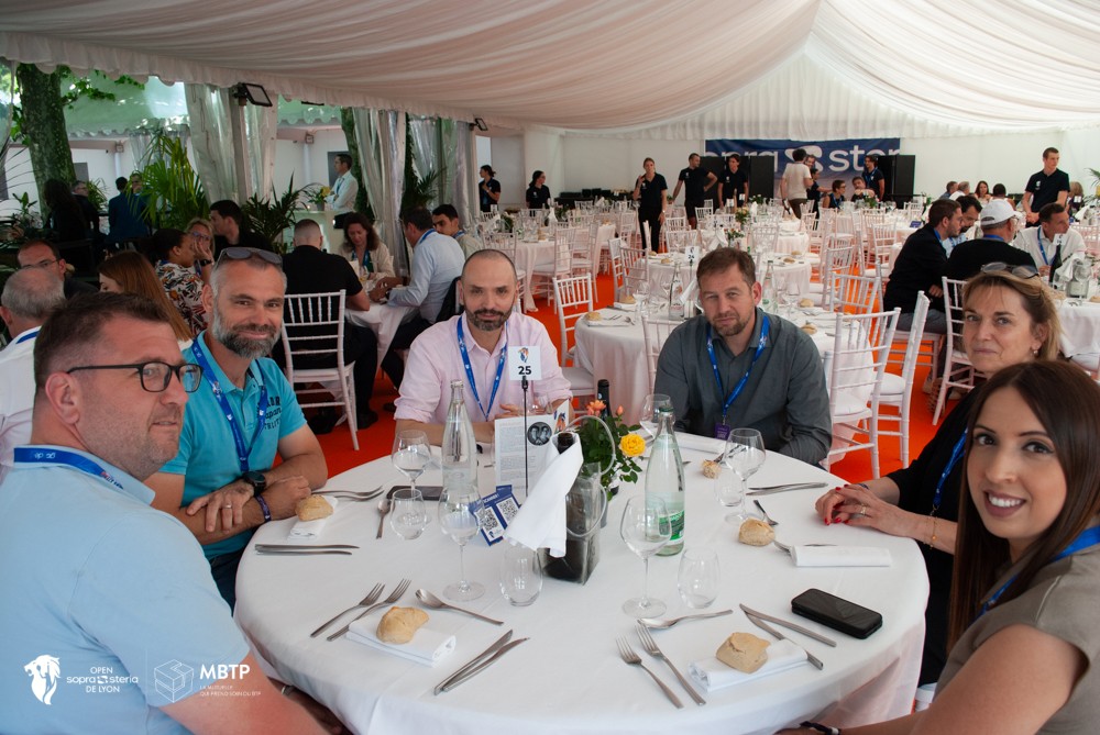 Déjeuners VIP MBTP au village partenaires à l'Open Sopra Steria